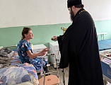 В отделении сестринского ухода Криворожской амбулатории прошёл пасхальный визит священника