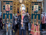 Впервые в Шахтинской епархии совершена Божественная литургия архиерейским чином с сурдопереводом в храме Покрова Пресвятой Богородицы г. Каменск-Шахтинский