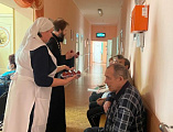 Поздравление постояльцев Центра социального обслуживания с великим праздником – Пасхой Господней
