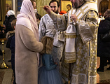 Накануне Рождества Христова епископ Симон совершил вечернее богослужение и хиротесию в иподиакона в Покровском кафедральном соборе города Шахты