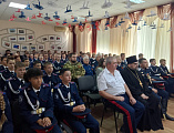 В Каменском казачьем кадетском корпусе имени генерала Ф.П. Денисова состоялась встреча с бойцом СВО
