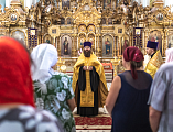 В Донецкое Успенское архиерейское подворье ст. Гундоровской принесены святыни, с которыми будет совершен водный крестный ход, посвященный 10-летию образования Шахтинской епархии