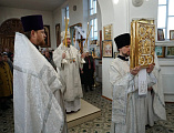 В Димитриевскую родительскую субботу епископ Шахтинский и Миллеровский Симон совершил Литургию и панихиду в храме Архистратига Михаила г. Новошахтинска