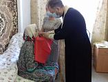 Протоиерей Роман Мясников посетил Дом престарелых в пос. Садовый