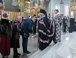 Епископ Симон совершил Чин прощения в Покровском кафедральном соборе города Шахты и благословил верующих на Великий пост