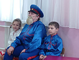 Иерей Леонид Зацепилин принял участие в презентации работы с воспитанниками по изучению казачьих традиций и быта в детском саду № 11 г. Гуково