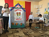 Воспитанники воскресной группы Свято-Успенского храма станицы Калитвенской подготовили пасхальное представление для прихожан и жителей станицы