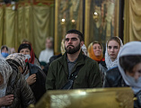 Праздников Праздник и Торжество из Торжеств. В праздник Светлого Христова Воскресения в Покровском кафедральном соборе г. Шахты состоялось торжественное богослужение
