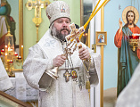 В день празднования Обрезания Господня епископ Симон совершил Божественную литургию святителя Василия Великого в храме праведного Иоанна Кронштадтского города Шахты