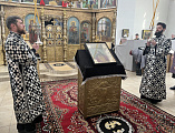 Чтение Великого покаянного канона преподобного Андрея Критского в храме Покрова Богородицы города Красный Сулин в четверг первой седмицы Великого поста