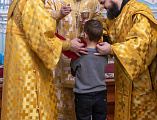Преосвященнейший епископ Симон совершил воскресную Божественную литургию в храме Архистратига Михаила поселка Каменоломни