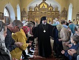 Епископ Симон совершил Божественную литургию в храме святителя Николая слободы Родионово-Несветайской