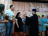 Ко Дню семьи, любви и верности протоиерей Роман Мясников поздравил семейные пары, прожившие в любви многие годы