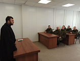 Иерей Сергий Липень с пастырским визитом посетил 163 танковый полк
