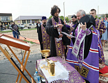 Преосвященнейший епископ Симон совершил чин на основание церкви и водружение креста в поселке Тарасовский