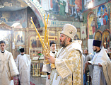 Преображение Господне – один из двенадцати главных праздников православных христиан архиерейским богослужением отметили в Покровском кафедральном соборе города Шахты