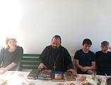 В храме села Первомайское начали изучать Библию по патриаршей программе