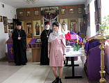 По благословению иерея Олега Бурлакова в храме великомученика Пантелеимона г. Гуково стартовал IV открытый конкурс духовной поэзии и прозы «Всякое дыхание да хвалит Господа»