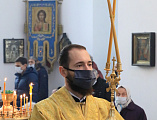 Правящий архиерей Шахтинской епархии совершил Божественную литургию в храме Покрова Пресвятой Богородицы г. Красный Сулин