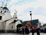 В день Отдания праздника Воздвижения Животворящего Креста Господня Преосвященнейший епископ Симон совершил Божественную литургию в храме святителя Николая ст. Багаевской
