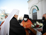 Преосвященнейший епископ Симон сослужил митрополиту Меркурию в Ростовском кафедральном соборе Рождества Пресвятой Богородицы в день тезоименитства Главы Донской митрополии