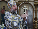 В праздник Успения Пресвятой Богородицы епископ Симон совершил Божественную литургию и иерейскую хиротонию в храме Донецкого Успенского архиерейского подворья ст. Гундоровской