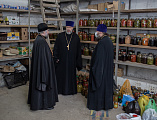 Епископ Симон посетил беженцев из Донбасса, размещенных в детском епархиальном приюте в станице Манычской