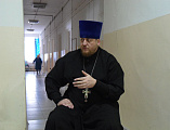 Протоиерей Вячеслав Лавлинский провёл беседу о духовной жизни и посте с людьми, находящимися в больнице сестринского ухода