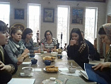 Молодежный совет Шахтинской епархии организовал встречу волонтеров группы «Быть добру» с Л.М. Винокуровой – выпускницей педагогического факультета ПСТГУ, педагогом, специалистом по работе с детьми-сиротами