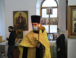 Накануне дня памяти святителя Николая Чудотворца Преосвященнейший епископ Симон совершил всенощное бдение в Никольском храме пос. Аюта