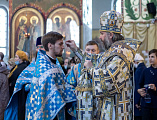 Накануне праздника Благовещения Пресвятой Богородицы Преосвященнейший епископ Симон совершил всенощное бдение в Покровском кафедральном соборе г. Шахты