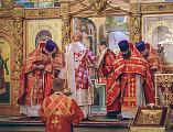 Христос Воскресе! В Покровском кафедральном соборе города Шахты встретили Светлое Христово Воскресение