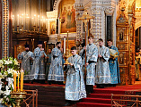 В праздник Успения Пресвятой Богородицы Преосвященнейший епископ Симон сослужил Святейшему Патриарху Кириллу в Храме Христа Спасителя. За богослужением совершена хиротония архимандрита Артемия (Кузьмина) во епископа Таганрогского