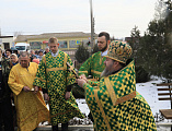 В престольный праздник Преосвященнейший епископ Симон совершил Божественную литургию в храма блаженной Матроны Московской города Донецка