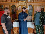 Хуторское казачье общество «Кашарское» поздравило с днем рождения своего духовника, протоиерея Игоря Жевердана 