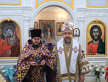 Епископ Шахтинский и Миллеровский Симон совершил воскресную Божественную литургию в храме великомученицы Варвары города Гуково