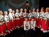В Новошахтинске прошел гала-концерт окружного фестиваля казачьей православной культуры и творчества «Под Покровом Пресвятой Богородицы»