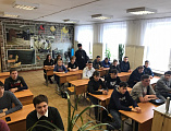 Очередную встречу со студентами Миллеровского казачьего кадетского техникума духовный наставник учащихся отец Димитрий (Яроцкий) посвятил анализу жития и подвига святой блаженной Ксении Петербургской