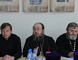 Под председательством Правящего архиерея Преосвященнейшего епископа Симона в духовно-просветительском центре г. Шахты состоялся Епархиальный совет