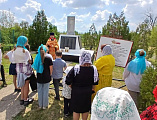 Заупокойная лития у братской могилы в хуторе Усьмане