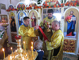 В храме Всех Святых, в земле Российской просиявших г. Шахты прошло праздничное богослужение по случаю престольного праздника