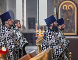 В среду первой седмицы Великого поста в Покровском кафедральном соборе г. Шахты совершена первая Литургия Преждеосвященных Даров