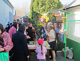 На подворье Никольского храма г. Шахты проведена благотворительная выставка-ярмарка