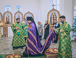 В престольный праздник Преосвященнейший епископ Симон совершил Божественную литургию в храме святого благоверного князя Александра Невского г. Шахты и рукоположил в сан иерея диакона Даниила Зырянова