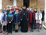 Учащиеся Терновской ООШ № 2 посетили храма Покрова Пресвятой Богородицы в сл. Никольской