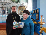 Людмила Бардашова, член Союза писателей Дона, подарила авторские книги для детей