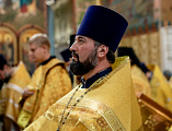 Преосвященнейший епископ Симон в день своего рождения возглавил Божественную литургию в Покровском кафедральном соборе города Шахты