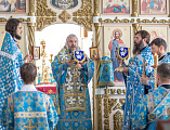 В день отдания праздника Успения пресвятой Богородицы Преосвященнейший епископ Симон совершил Божественную литургию и чин освящения антиминсов
