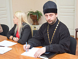 Протоиерей Сергий Яценко принял участие в работе комиссии Общественной палаты г. Шахты