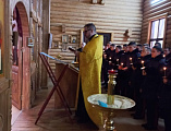 Иерей Евгений Поцелуев совершил молебен о умножении любви и согласии вместе с кадетами